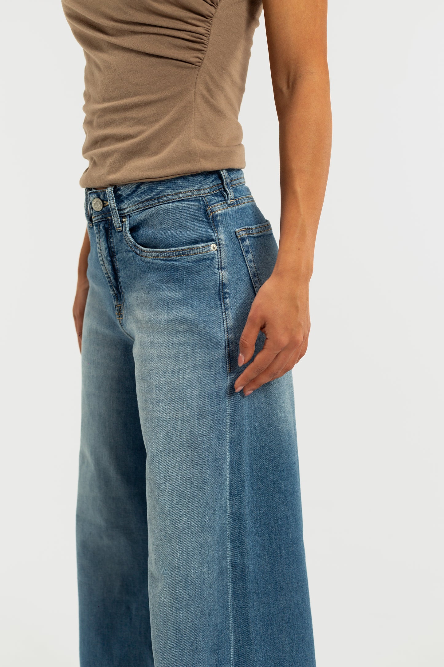 Colina Jeans